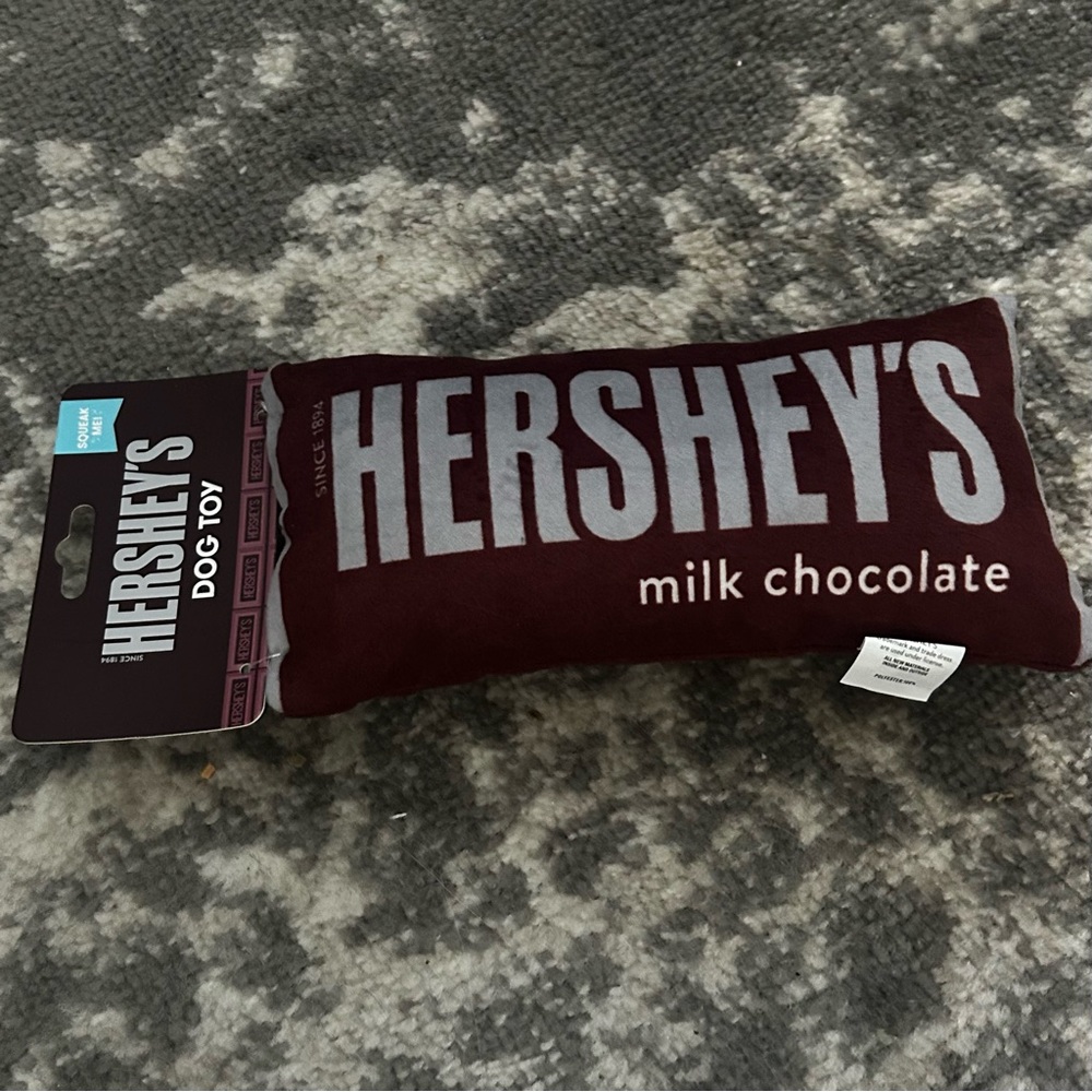 Hershey’s Candy Bar Plush, Crinkle, Squeak Dog Toy (NEW)